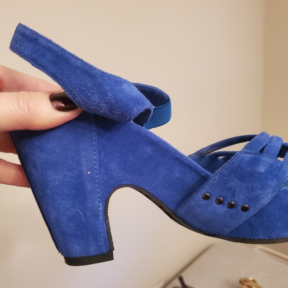 Donald Pliner sandals